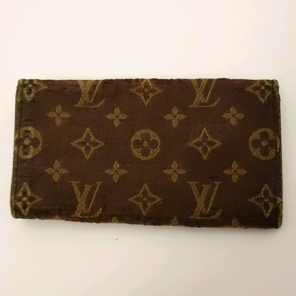 Authentic Louis Vuitton Mini Lin 4 Key Holder - Picture 3 of 12